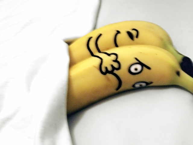 Funny Banana Love 壁紙画像
