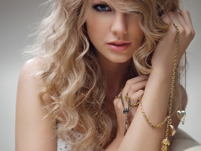 Celebrity Taylor Swift 壁紙画像