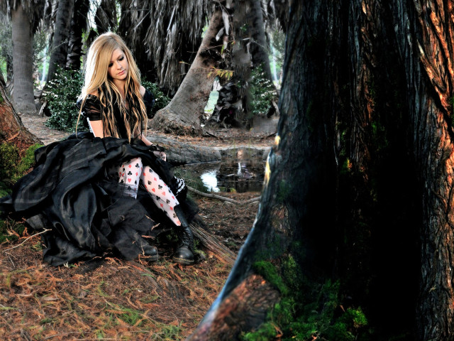 Avril Lavigne 壁紙画像