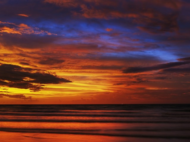 Blue Red Sunset 壁紙画像